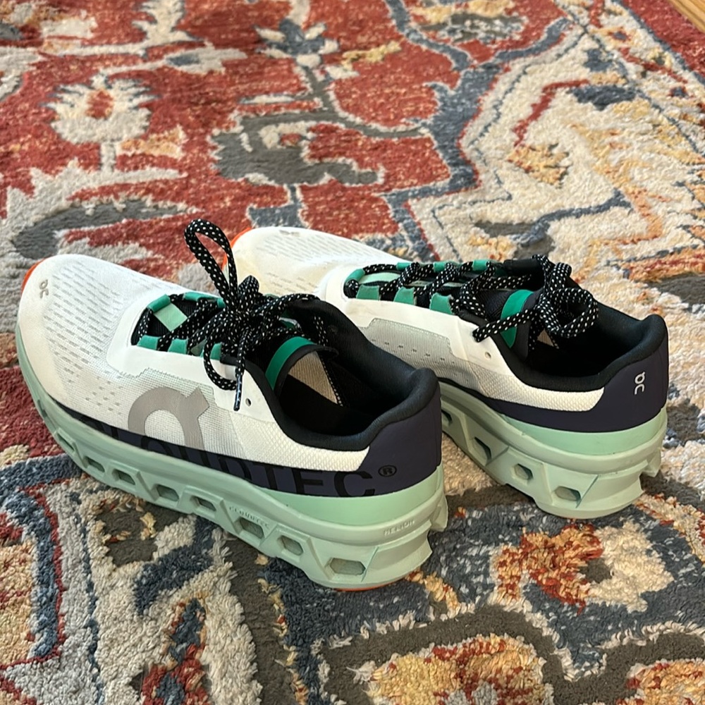 Cloud monsters Running Sneakers
